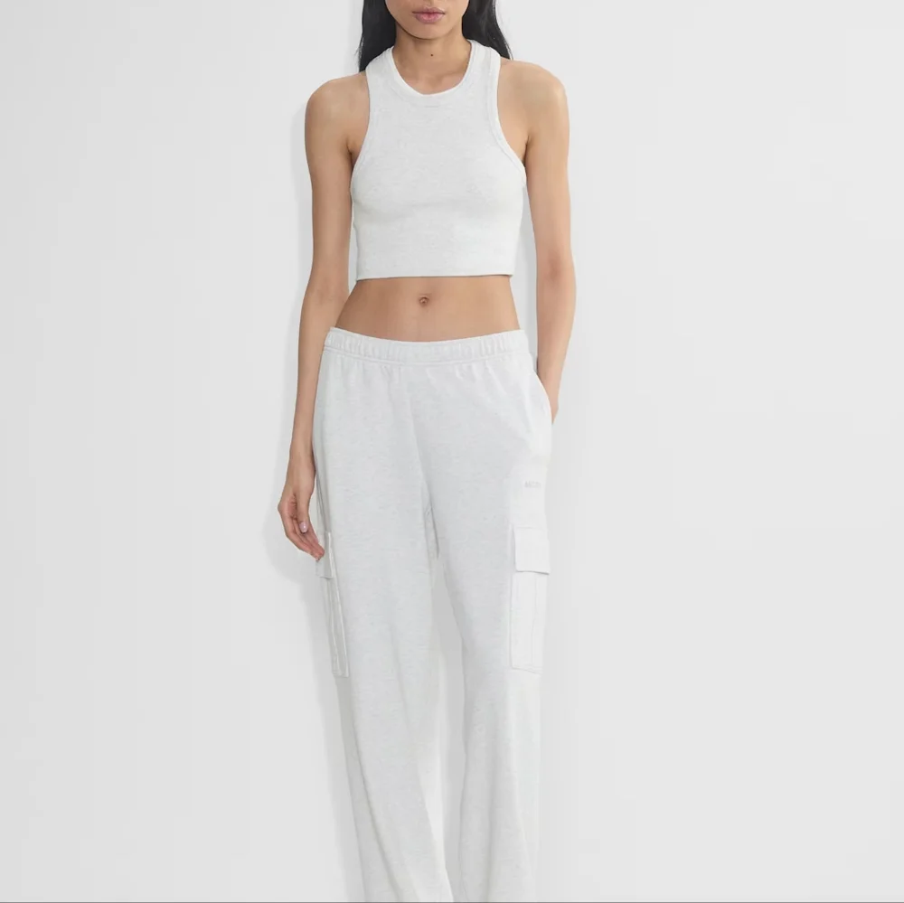 Aritzia Wide Leg Pants in White - Picture 2 of 16